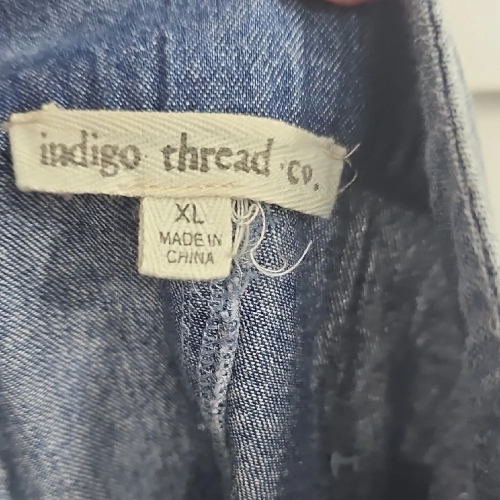 Indigo Thread Co. Denim‎  Skirt With Blue Crochet Lace Bottom Hem Size XL NEW - Picture 4 of 5